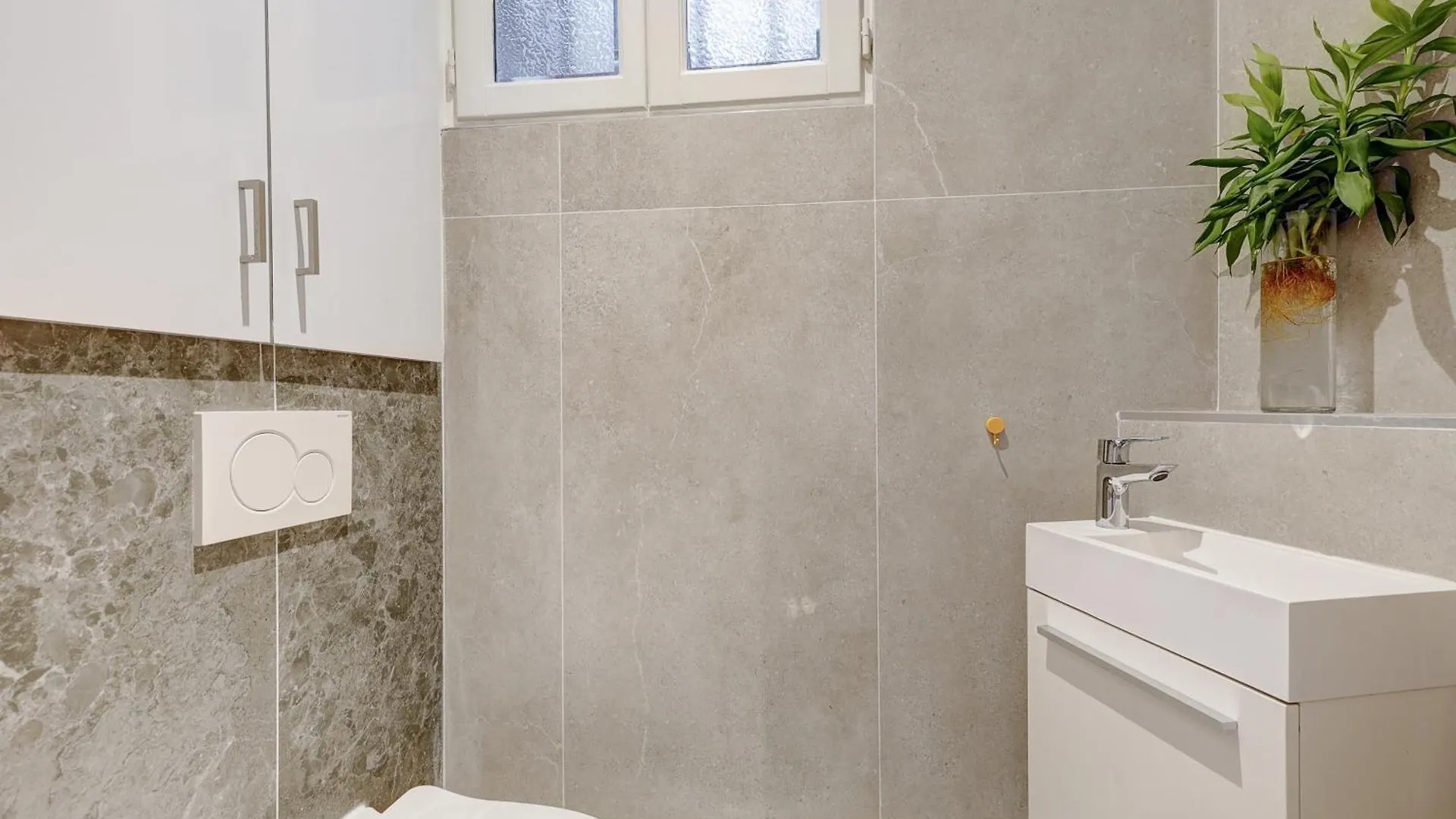 Apartment Haussmannienne De Luxe Au Coeur De 3eme *