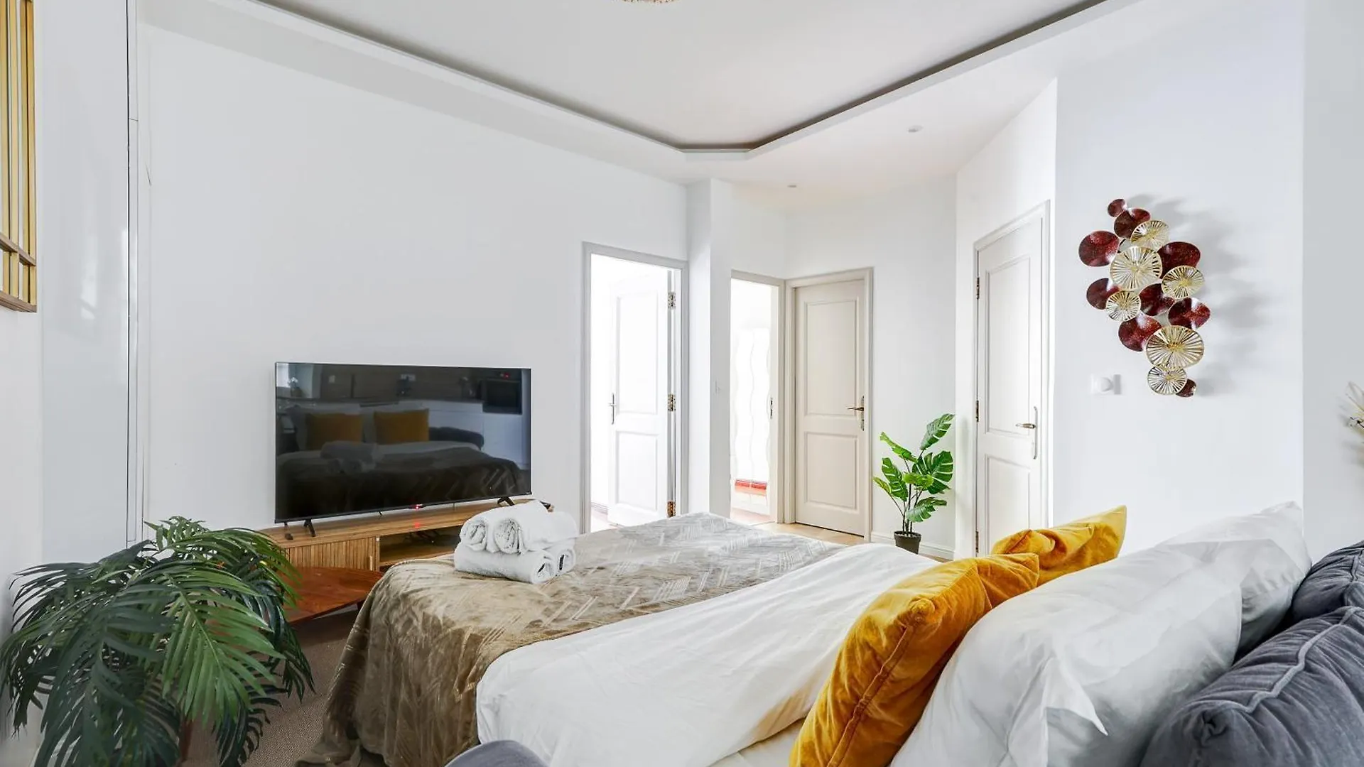 Apartment Haussmannienne De Luxe Au Coeur De 3eme Paris